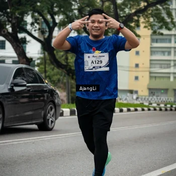 Runner Photo 8978965