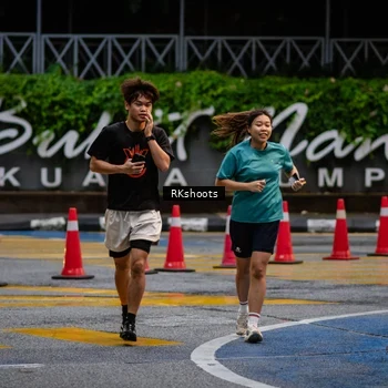 Runner Photo 8978973