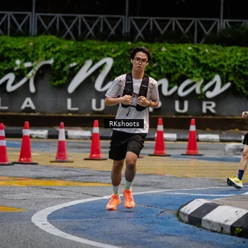 Runner Photo 8978979