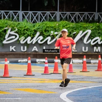 Runner Photo 8978993