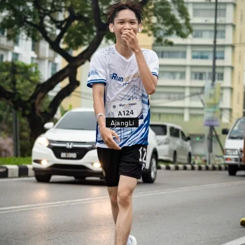 Runner Photo 8978995