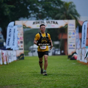 Runner Photo 8978998