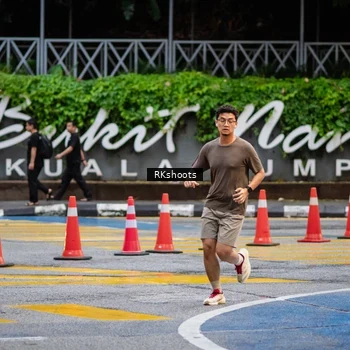 Runner Photo 8979002