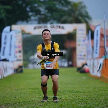 Runner Photo 8979006
