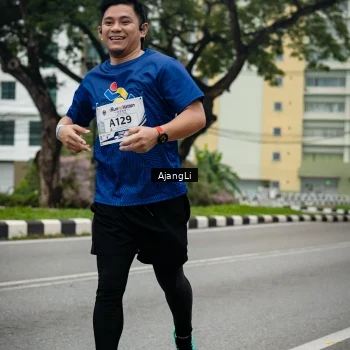 Runner Photo 8979013