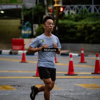 Runner Photo 8979049
