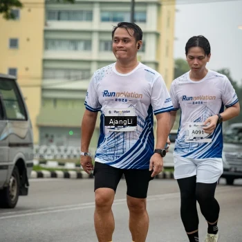 Runner Photo 8979055