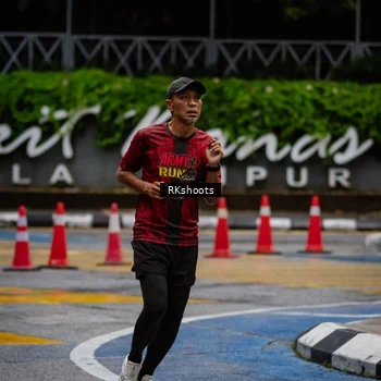 Runner Photo 8979063