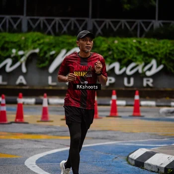 Runner Photo 8979065