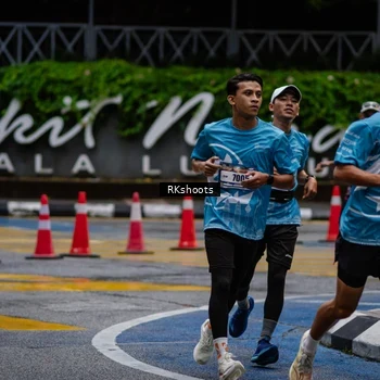 Runner Photo 8979074