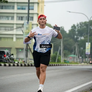 Runner Photo 8979087