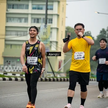 Runner Photo 8979100