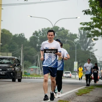 Runner Photo 8979107