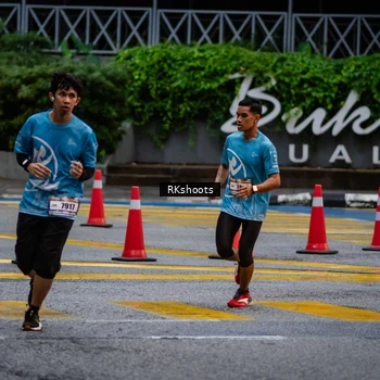 Runner Photo 8979118