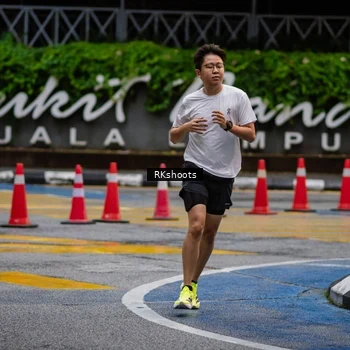 Runner Photo 8979119