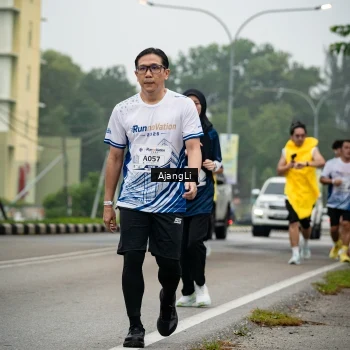 Runner Photo 8979128