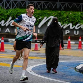 Runner Photo 8979134