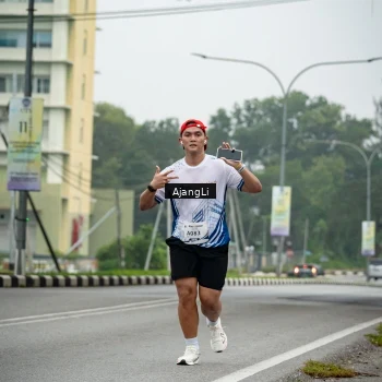 Runner Photo 8979155