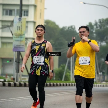 Runner Photo 8979157