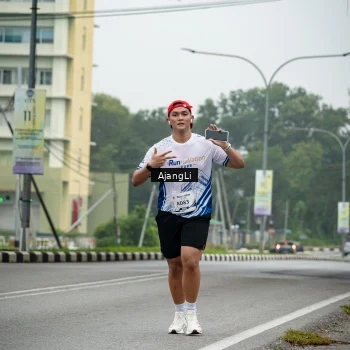 Runner Photo 8979158
