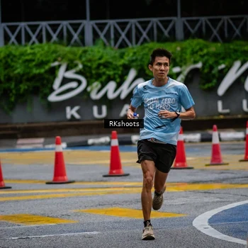 Runner Photo 8979173