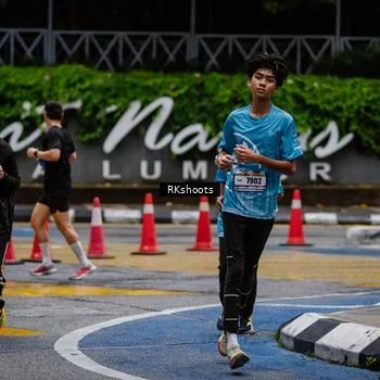 Runner Photo 8979174