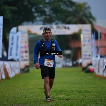 Runner Photo 8979214