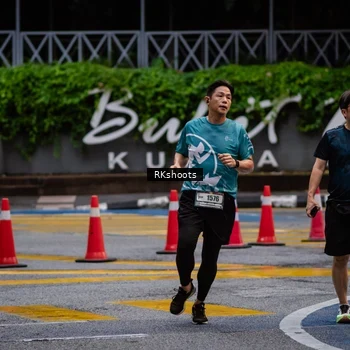 Runner Photo 8979215