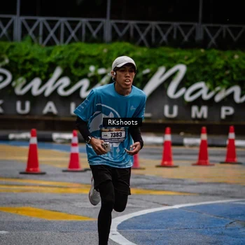 Runner Photo 8979221