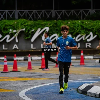 Runner Photo 8979224