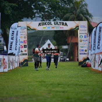 Runner Photo 8979240