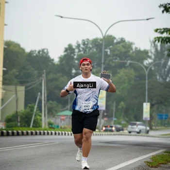 Runner Photo 8979241