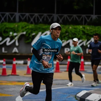Runner Photo 8979253