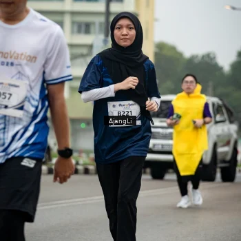 Runner Photo 8979257