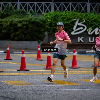 Runner Photo 8979270