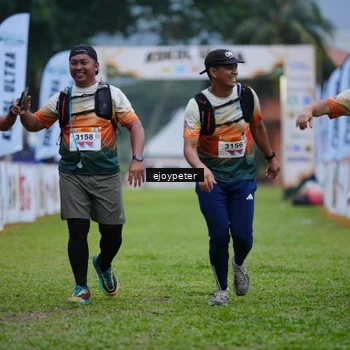 Runner Photo 8979276