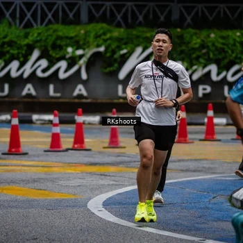 Runner Photo 8979278