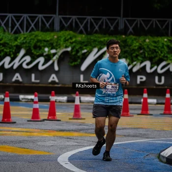 Runner Photo 8979304