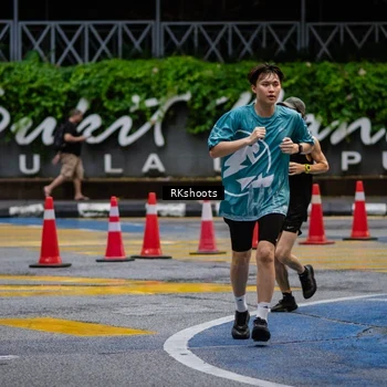 Runner Photo 8979315
