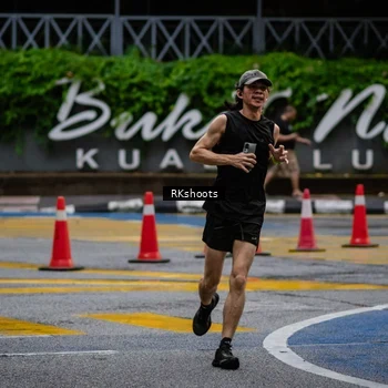 Runner Photo 8979323