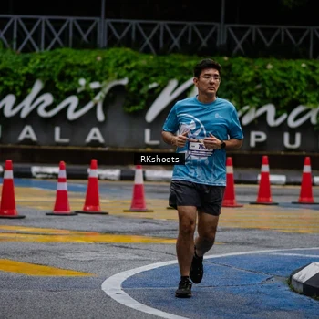 Runner Photo 8979325