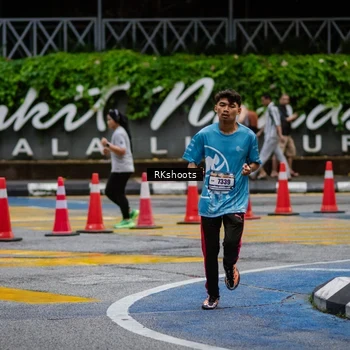 Runner Photo 8979326