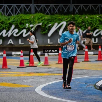 Runner Photo 8979330