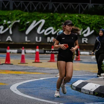 Runner Photo 8979349