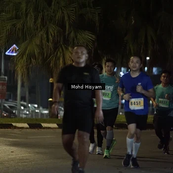 Runner Photo 8979379