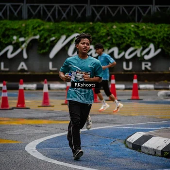 Runner Photo 8979389