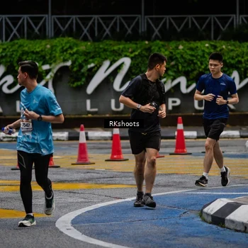 Runner Photo 8979412