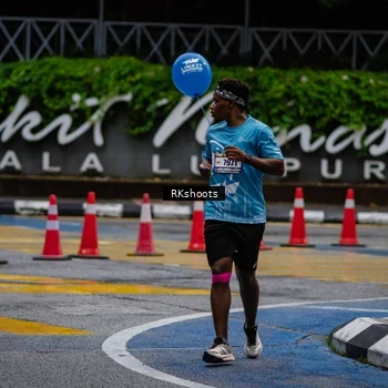 Runner Photo 8979416