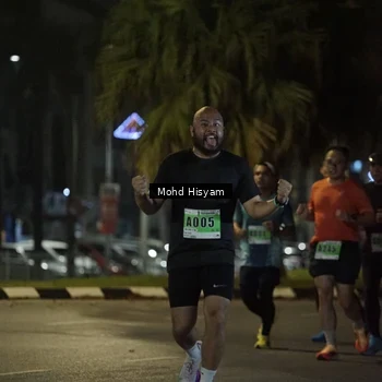 Runner Photo 8979432