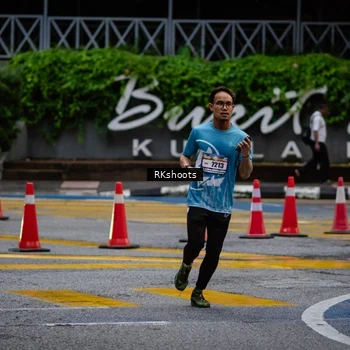 Runner Photo 8979442